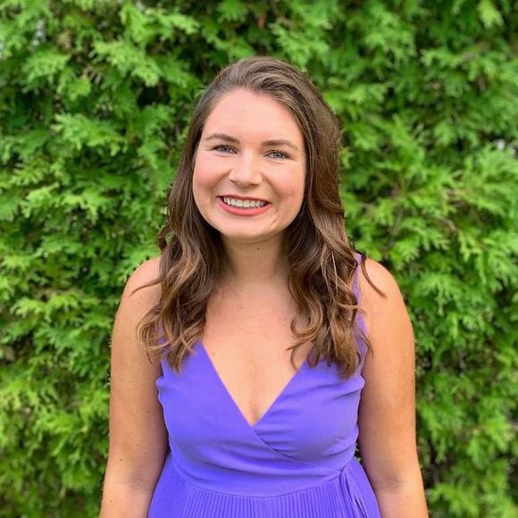 Meet your Posher, Ashley - Picture 1 of 1